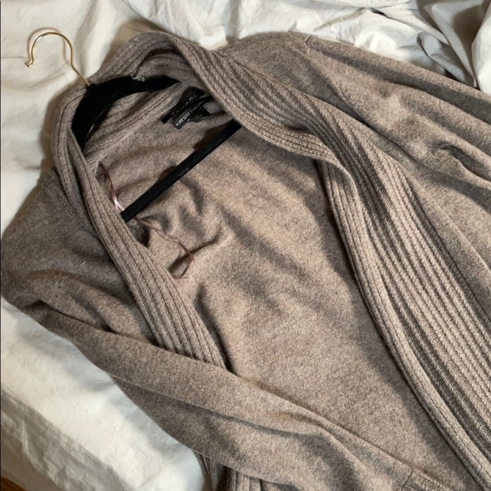 Cashmere cardigan sweater